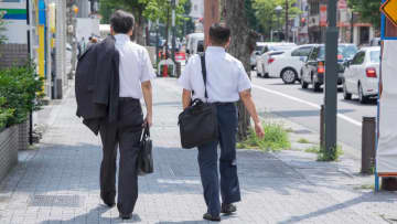月収50万円・課長でも「毎日カツカツです」…妻からは「70歳を過ぎても働いて」中年サラリーマンの苦悩