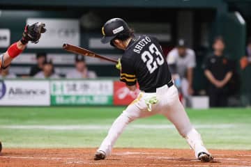 ソフトバンク周東、頭部死球に対する振る舞いに「紳士」「優しい」の声　終始落ち着き出場継続