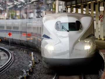 東海道新幹線が「大雨が降っている場所から遠くても運転を見合わせる」理由。JR東海が公式Xで解説