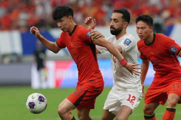 サッカー日本戦の裏で…C組最下位・中国戦で驚きの光景　バーレーンと“敗退決定”同士の試合