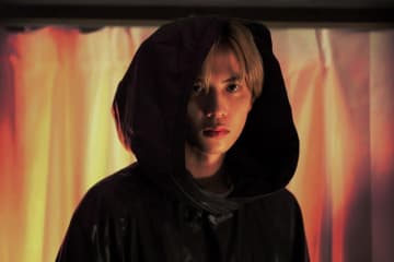 『恋は闇』今夜第９話放送！逃亡犯・浩暉（志尊淳）が指名手配！