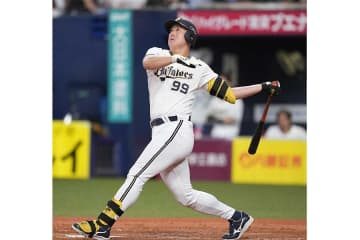 「5階席はヤバすぎ」　京セラD騒然…34歳ベテランの一振りにネット凝視　打たれた左腕も呆然
