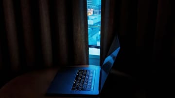 「孤独を感じた」7割超え　2025年の職場で起きている“人間関係の崩壊”