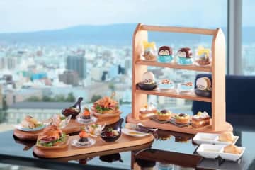 都シティ 大阪天王寺、「Summer Afternoon tea ～ショコラとスパイスのアンサンブル～」を提供　最上階レストランで初のアフタヌーンティー