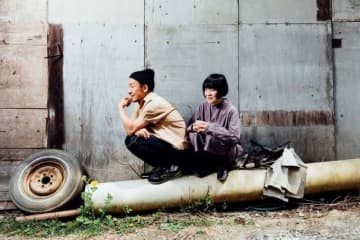 YOSSY LITTLE NOISE WEAVER、7年振りのアルバム『恋に忙しくて』リリース