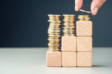 子どもの教育費がかかり、40代でも貯蓄ゼロ……。今から「老後資金」をためるにはどうすればよいのでしょうか？