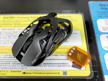 バッテリー交換が可能なゲーミングマウス「AM INFINITY MOUSE」のサンプル展示中