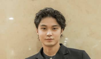 「とんでもないことが起こった！」磯村勇斗、感動のご対面！近藤真彦との2ショットに「ムッチ先輩がご本人に…！」と感動の声