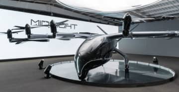 空飛ぶクルマ“Midnight” 実機サイズ・モデル機体展示について
