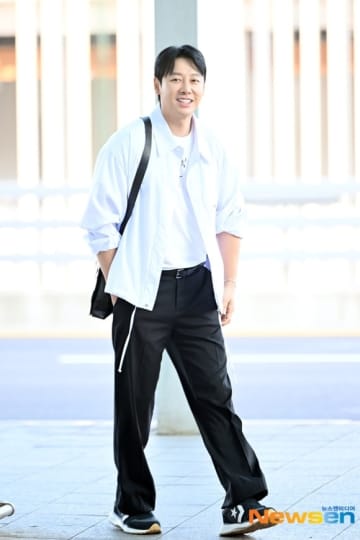 【PHOTO】キム・ドンウク「Korea Expo in Paris」のためフランスへ出国