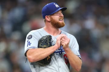 ドジャースが26歳右腕を“酷使”。111球９失点の大炎上も異例の続投...地元記者は驚きと苦言「尻拭いをする羽目になった」