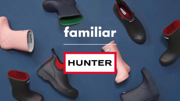 ファミリア、英HUNTERコラボレインブーツが定番商品として新登場。ファミリアチェックの背面ラインがアクセント