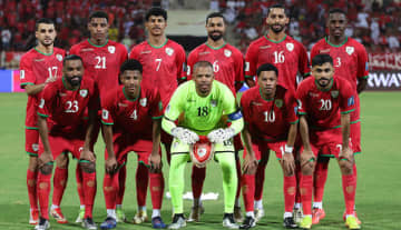 衝撃の同点劇。１点ビハインド＆退場者…絶体絶命のFIFAランク77位が土壇場で起こした奇跡【W杯アジア予選】