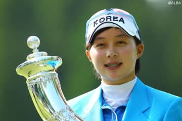 当時16歳だったキム・ヒョージュが記録ずくめの優勝「うれしすぎて何をしているか分からない」【思い出フォト】