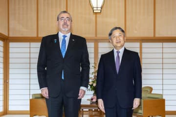 フィンランド大統領と会見　陛下、グアテマラ大統領とも