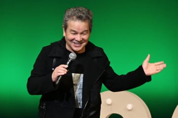 尾藤イサオ　８０歳超えて激しいパフォーマンスに息切れ「ちょっと病院行ってきます」