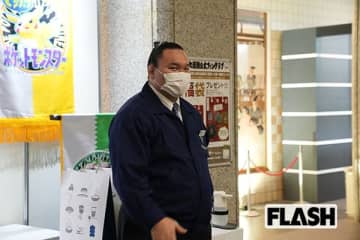 白鵬、相撲協会退職後に目指す「世界相撲グランドスラム構想」16億円で購入“日本橋部屋”計画、カギは貴乃花の“協力”
