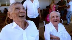 世界最長婚姻期間の夫婦がセアラー州に