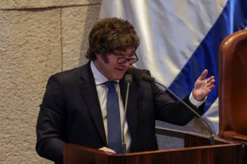 エルサレム移転は来年　アルゼンチン大使館