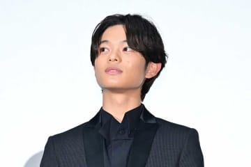 15歳の“ド派手タトゥー姿”に反響「インパクトある」　話題作『国宝』出演・黒川想矢が女形姿と共に公開