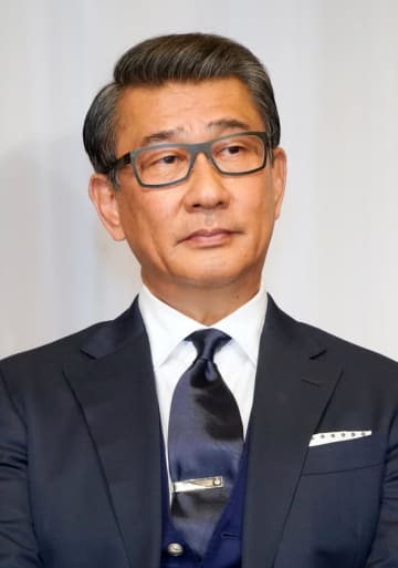 「食べた〜い」たこ焼きを作る中井貴一の姿が話題に「なんかエレガント」「エプロン妙に似合ってます」
