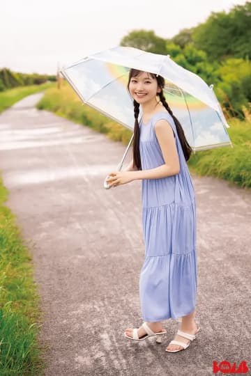 AKB48・山﨑空、夏先取りのノースリーブワンピで爽やか笑顔
