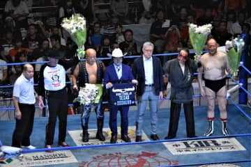 【全日本】創立45周年記念タッグマッチ！ドリーが渕を締め上げる！！