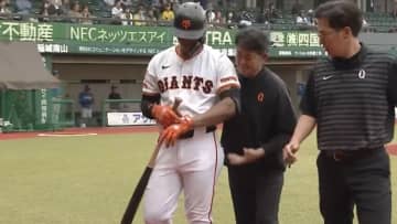 【巨人2軍】ヘルナンデスは打撲と診断　11日の試合で左手甲にデッドボール