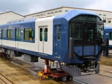 近鉄に青色の新型車両が登場！大阪線・名古屋線などに2026年運行開始で順次投入 、快適設備も充実