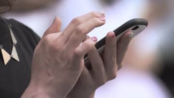 【注意】「スマホ認知症」急増…「脳のオーバーワーク」で記憶障害など発生　危険度チェックリストも　対策は「デジタルデトックス」