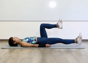 腹筋は毎日やらなくていい！「週2」の筋トレで結果を出す