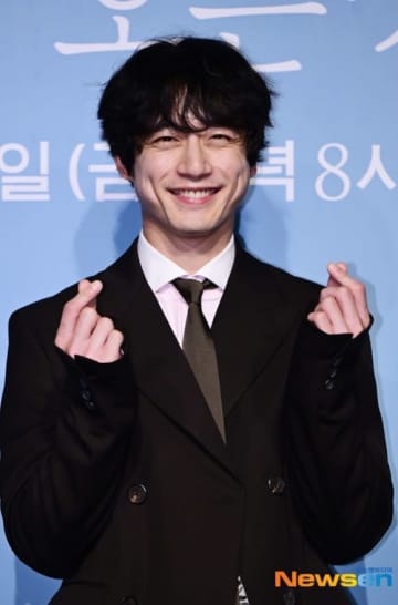 坂口健太郎、Netflix旅行バラエティ番組「チャンドバリバリ」に出演決定！ウィ・ハジュンらも登場