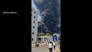【速報】インド西部アーメダバード空港で旅客機が離陸直後に墜落…乗客230人と乗員12人のあわせて242人乗っており安否不明
