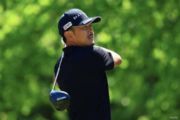 岩田寛＆大槻智春が4位発進 日韓の共同主管大会