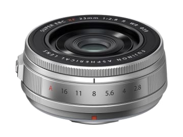 質量90g、厚さ23mmの薄型軽量AFレンズ「XF23mmF2.8 R WR」　FUJIFILM X-E5のキットレンズ