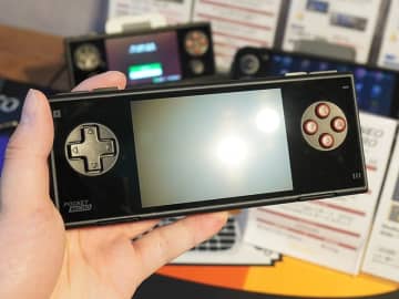 3.5インチAndroidゲーミングデバイス「AYANEO POCKET MICRO Classic」が発売
