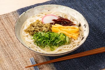 セブンイレブンに関西のご当地グルメ、三輪そうめんなど８品