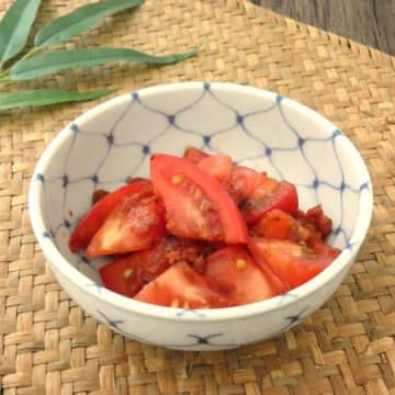 材料4つ！「トマトの梅和え」