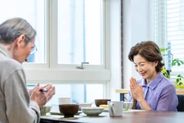 金融資産7000万円・62歳女性「贈答品クラスの品物が食卓に」気分が上がった地元企業の株主優待
