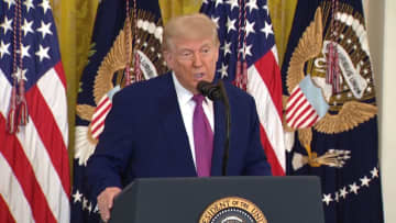 トランプ大統領が25％自動車追加関税のさらなる引き上げ示唆「自動車メーカーによる米国内への投資加速する」