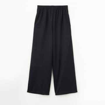 しまむらコラボの「黒パンツ」早く買えばよかった～！ラクにはけて美脚見え♡優秀アイテム5選