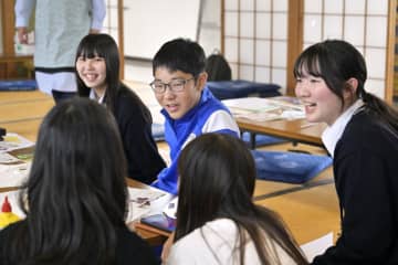 小中生に「居場所」提供　取手の放課後教室　高校生が共同運営　不登校の少年、心軽く　茨城