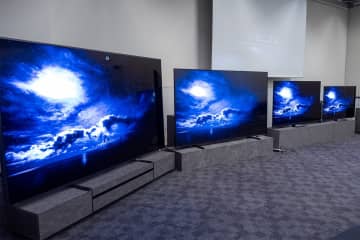 超大画面レグザから4Kプロジェクターまで勢揃い。TVS REGZAが販売店向けセミナーを開催