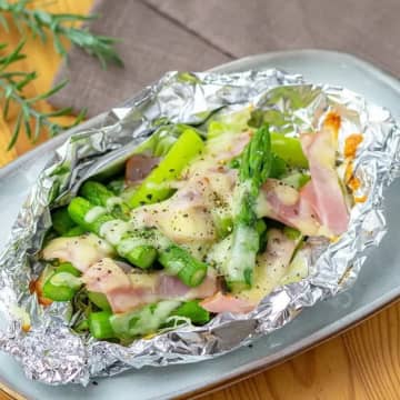 【アルミホイルで包んで焼くだけ！】「忙しい日にマジ助かった…」「手間ゼロなのに激ウマ！」秒で作れて感動レベルのホイル焼きレシピ4選