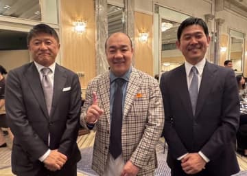 武田修宏氏がシントトロイデン報告会に西村社長、森保監督らと出席　意外な〝再会〟に驚き