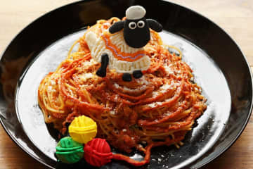 吉祥寺「ひつじのショーン」コラボカフェ、“毛糸風”パスタやグルミットのパフェ風ドリンク