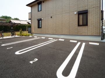 田舎の実家をとりあえず「駐車場」にしたら後悔…！“土地活用＝正解”とは限らない理由とは？