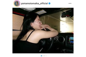 新婚の山本舞香、ハワイ旅行で薬指に大きな指輪　肩出しトップスも注目「美しいです」
