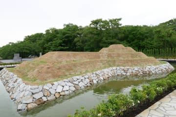 手掛けるお墓に「私も入りたい」の声殺到――“明治天皇の玄孫”竹田恒泰氏が「令和に『古墳』を築く理由」