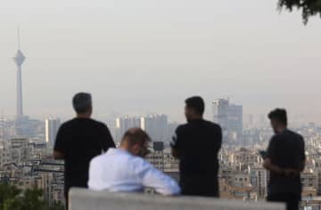 イスラエルのイラン攻撃、打ちのめされる一般市民　政治アナリストが報告
